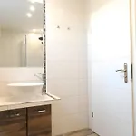 Karins لامبرتهايم