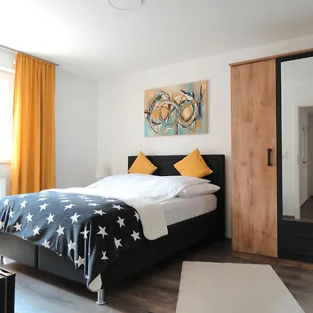 Karins * למפרטהיים